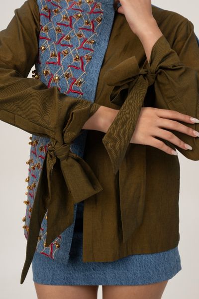 Ghungroo Deni  Embroidered Co-ord set
